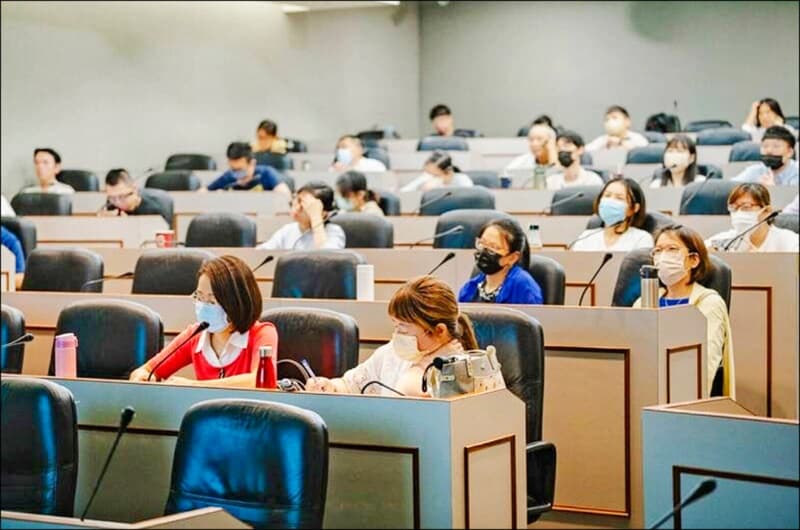 淨零課程浮濫 環境部擬提教材供參
